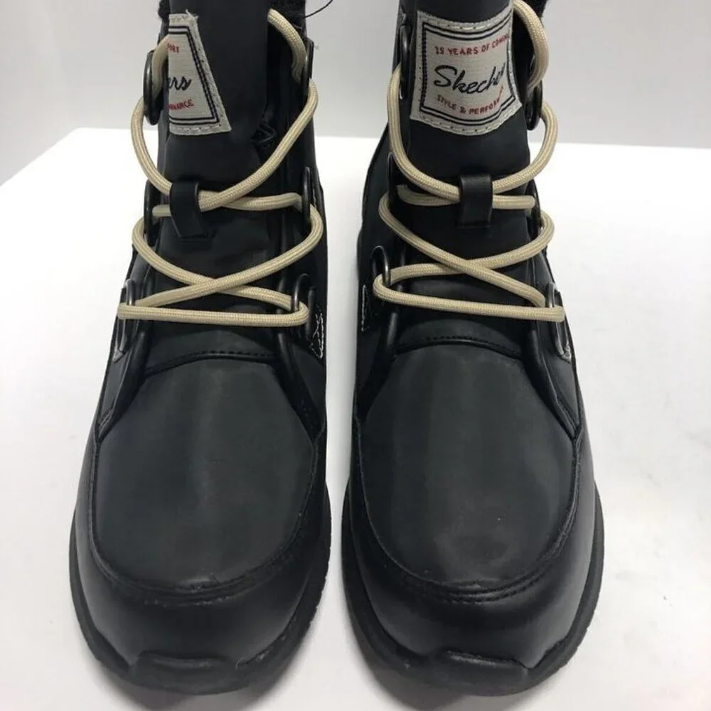 Skechers Women’s Ultra Flex Waterpoof Boot Size 6 M